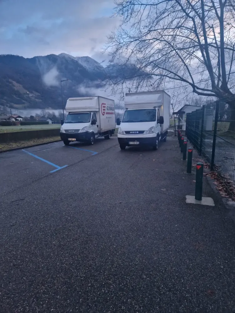 Camion 30m3 près de Marseille 13